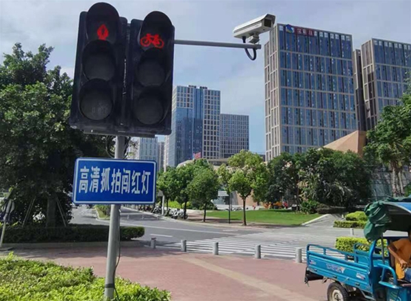 交通信號(hào)燈桿