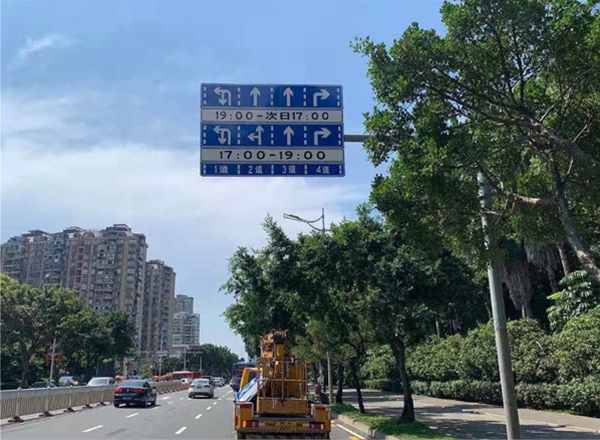 交通標志牌桿